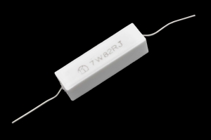 Резистор   7W    82 Om