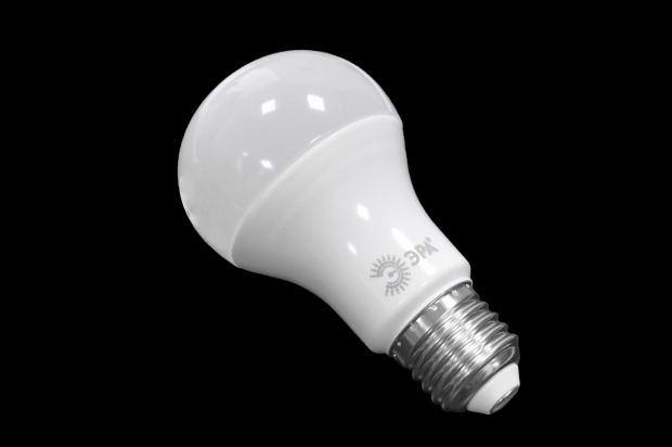 Лампа светодиодная Эра LED smd A60-11W-860-E27