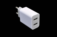 UHE22 Сетевое зарядное устройство UBIK 2 USB 2A белый