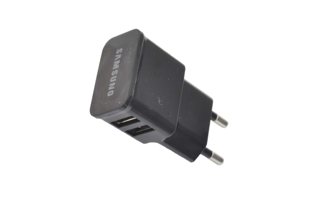 Зарядное устройство 220V-5V 2USB 1A + 1A LC-911