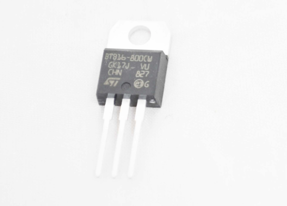 BTB16-800CW (800V 16A) TO220 Симистор