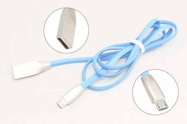 13605 Кабель Walker C710 USB - microUSB, Soft Touch плоский, голубой