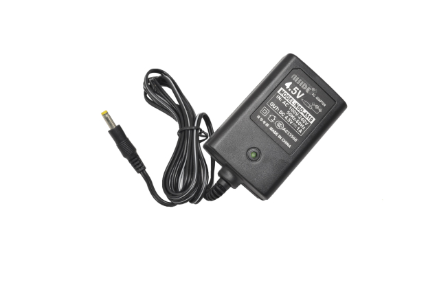 Блок питания 220V/ 4.5V 1,0A Niside NSD-4510 (4.0x1.7) импульсный (адаптер)