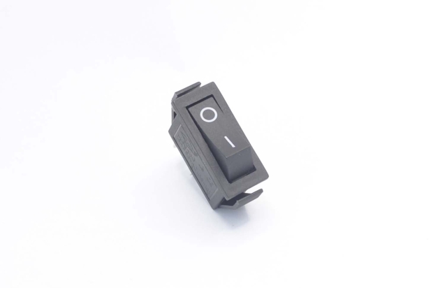 Переключатель IRS-101-1C (RS-101-1C) On-Off 250V 15A черный (2c)