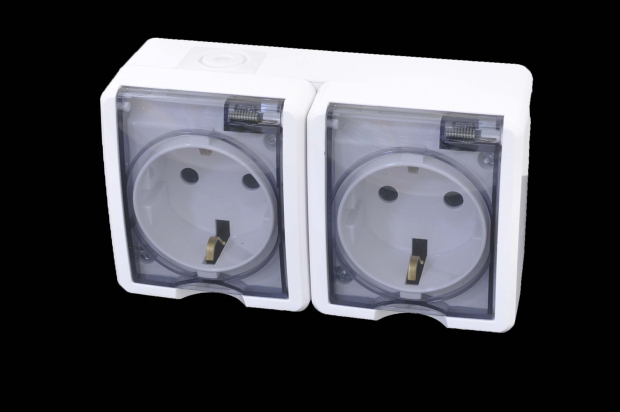 Розетка Эра IP54 2x2P+E 16A-250B белая (11-2403-01)