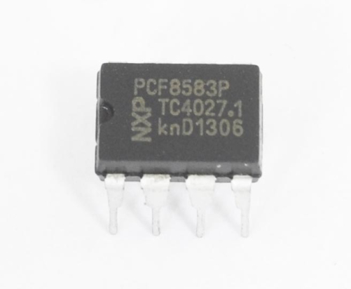 PCF8583P Микросхема
