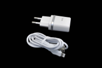 Сетевое зарядное устройство Hoco C12 2USB 2.4A, белое