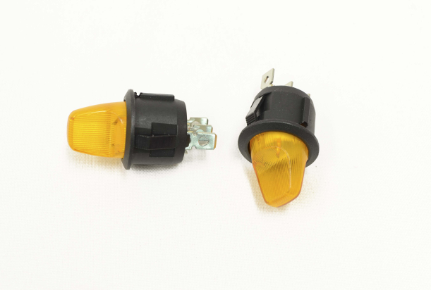 Переключатель KCD1-101N-5H On-On желтый 250V 6A (3c)