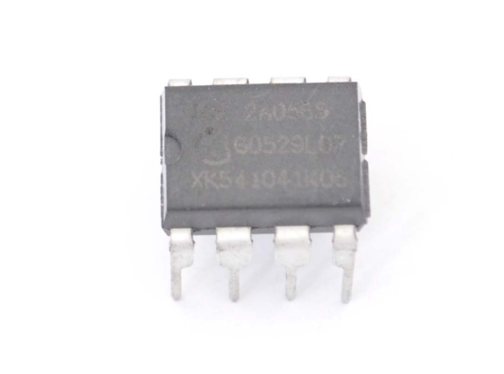 ICE2A0565 DIP Микросхема