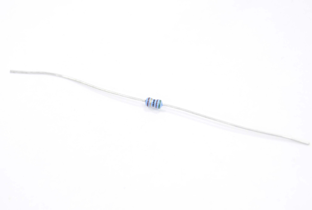 Резистор   0.125W      51 OM