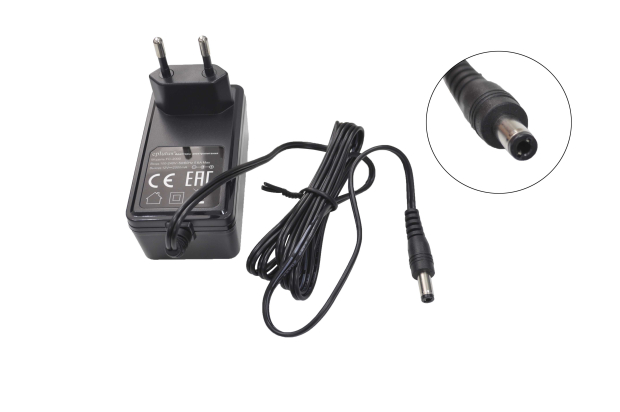 Блок питания 220V/12V  2.0A FC-2000 (5.5x2.5) импульсный (адаптер)