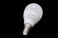 Лампа светодиодная Эра LED smd P45-10W-827-E14