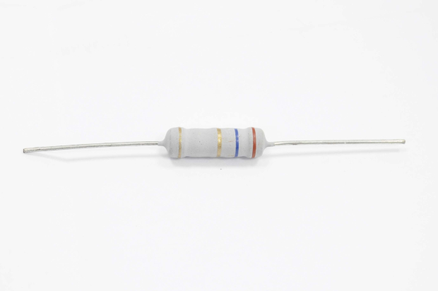 Резистор   2W       3.6 Om