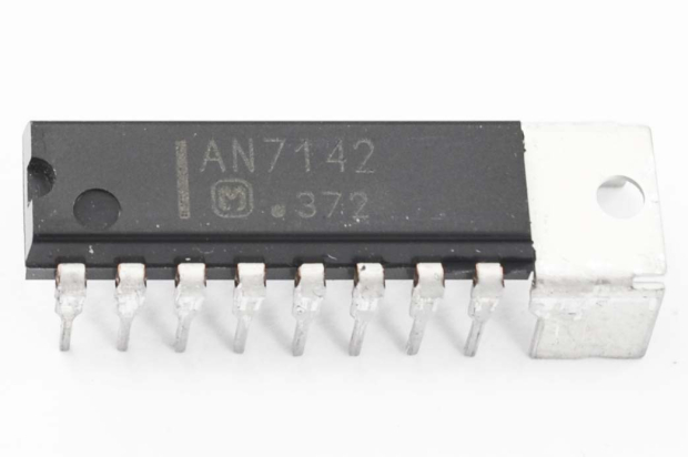 AN7142 Микросхема