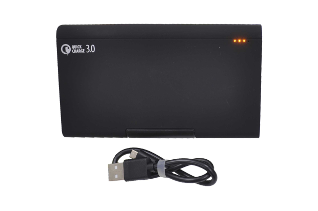 23378 Портативное зарядное устройство Qumo PowerAid QC 3.0 13200mA-ч
