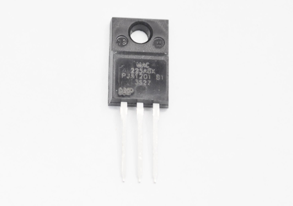 MAC223A8X (600V 20A 75mA) TO220F Симистор