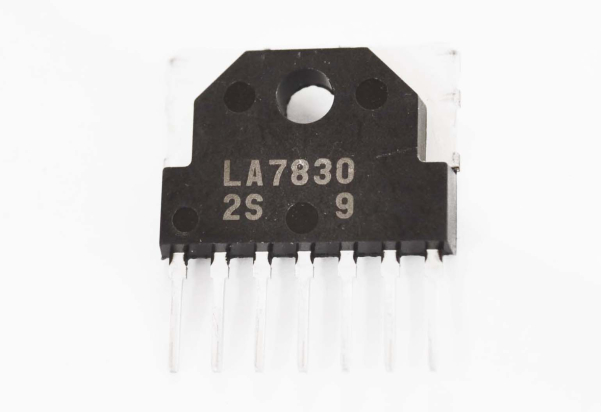 LA7830 Микросхема