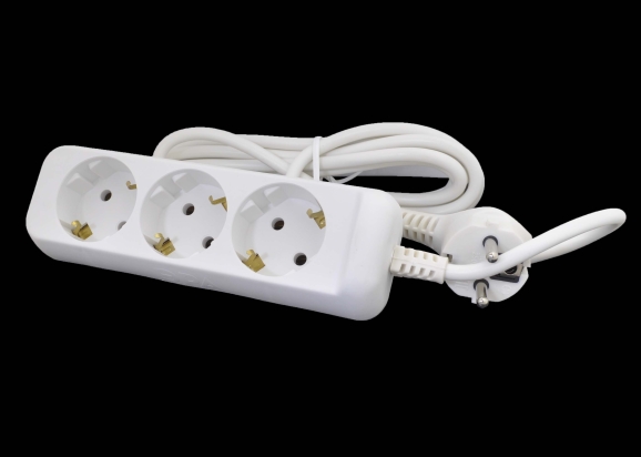 Удлинитель Эра 220V 3 розетки 3,0м UХ-3e-3.0m (с заземлением)