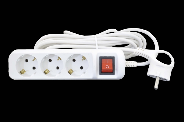 Удлинитель Эра 220V 3 розетки 5,0м UХ-3es-5.0m (с заземлением)