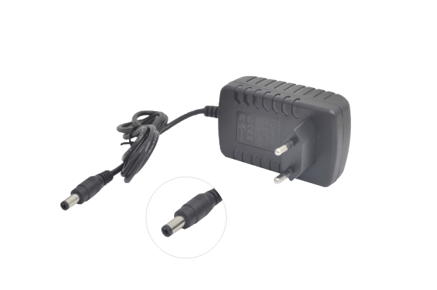 Блок питания 220V/12.6V 2.0A AC-N642 (PA-2311-58) (5.5x2.5) импульсный (адаптер) - с контроллером заряда