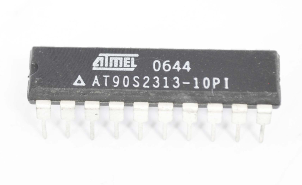 AT90S2313-10PI Микросхема