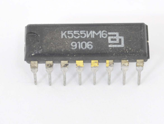 К555ИМ6 Микросхема