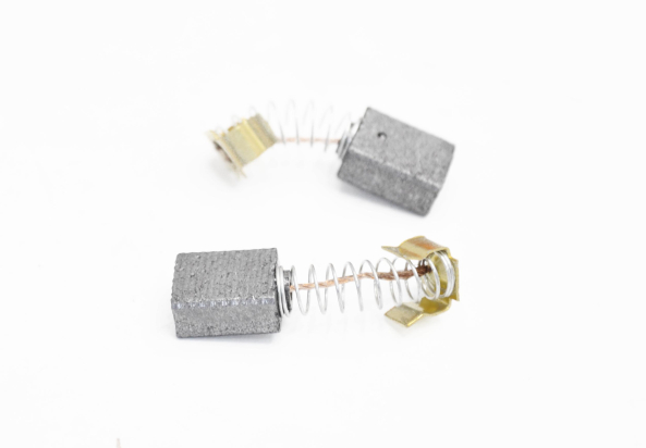 602(К) Электроугольная щетка 6x9x12 пружина, пятак-зацеп для Makita CB-419 (в коробке)