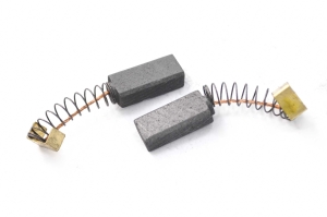 525 Электроугольная щетка 5х8х17 пружина, клемма-скоба для Sparky BPR 240/241