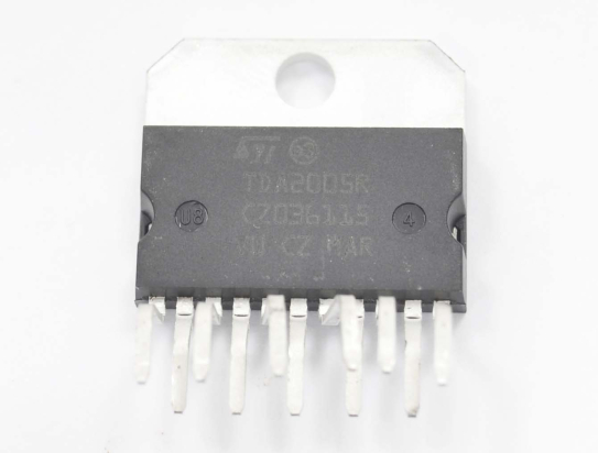 TDA2005R Микросхема