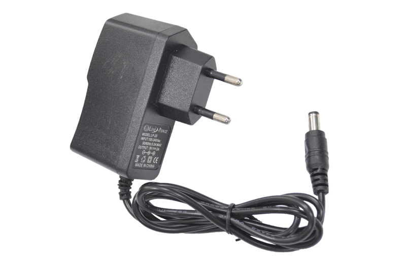 Блок питания 220V/ 9.0V 2.0A LP-20 (5.5x2.5) импульсный (адаптер)