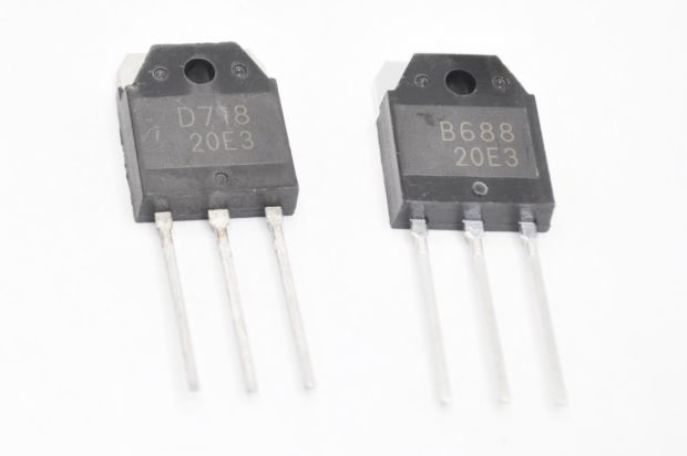 2SB688+2SD718 (пара) (120V 10A 80W pnp+npn) TO3P Транзистор